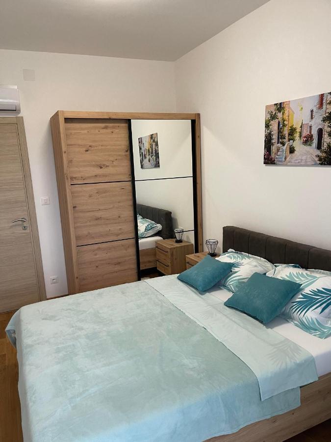 Apartman Iva 蒂瓦特 外观 照片